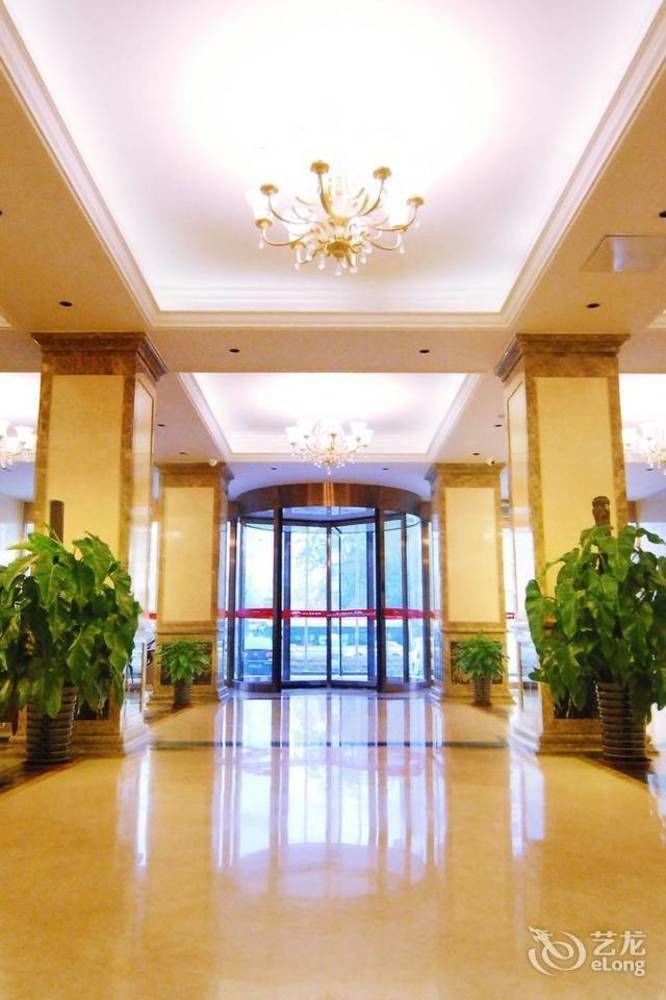 Hedong Zhongqi Shiji Hotel Тяньцзінь Екстер'єр фото